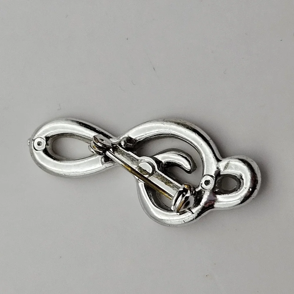Silver Tone Treble Clef Musical Note Rhinestone Brooch Pin Music Teacher Gift